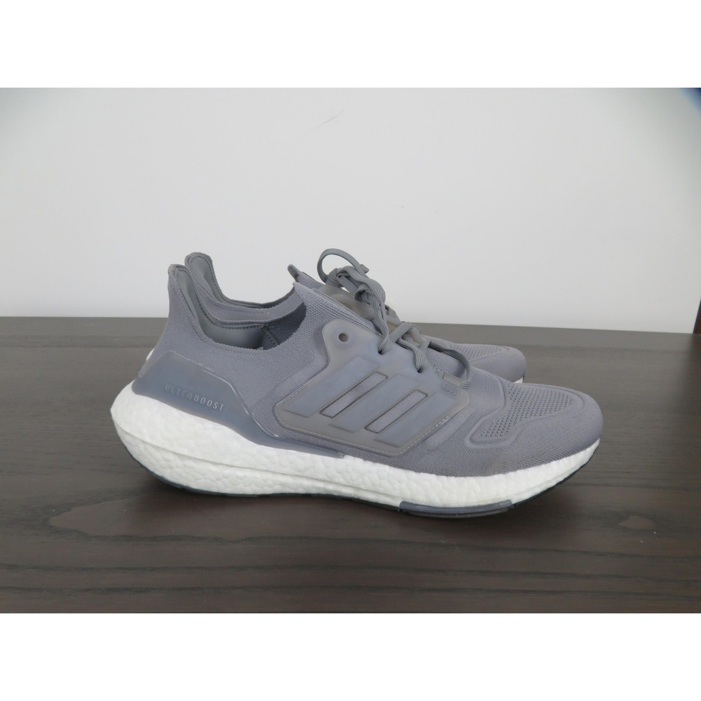 Adidas UltraBoost 22 Shoes Mens Size 13 Gray Running Sneakers Gym GX5460